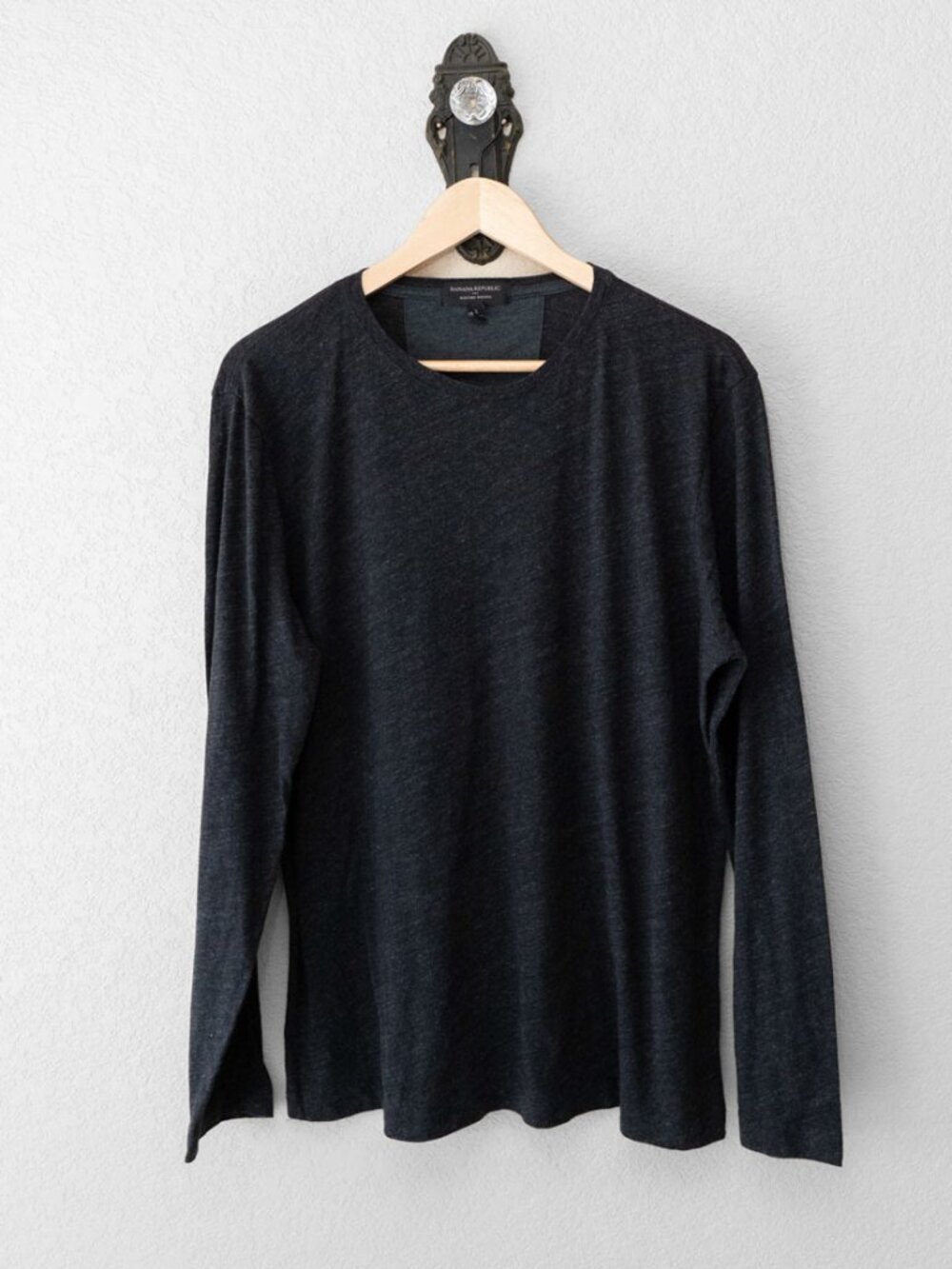 Banana Republic Shirt Mens L Gray Moisture Wicking Long Sleeve Cotton Blend Tee